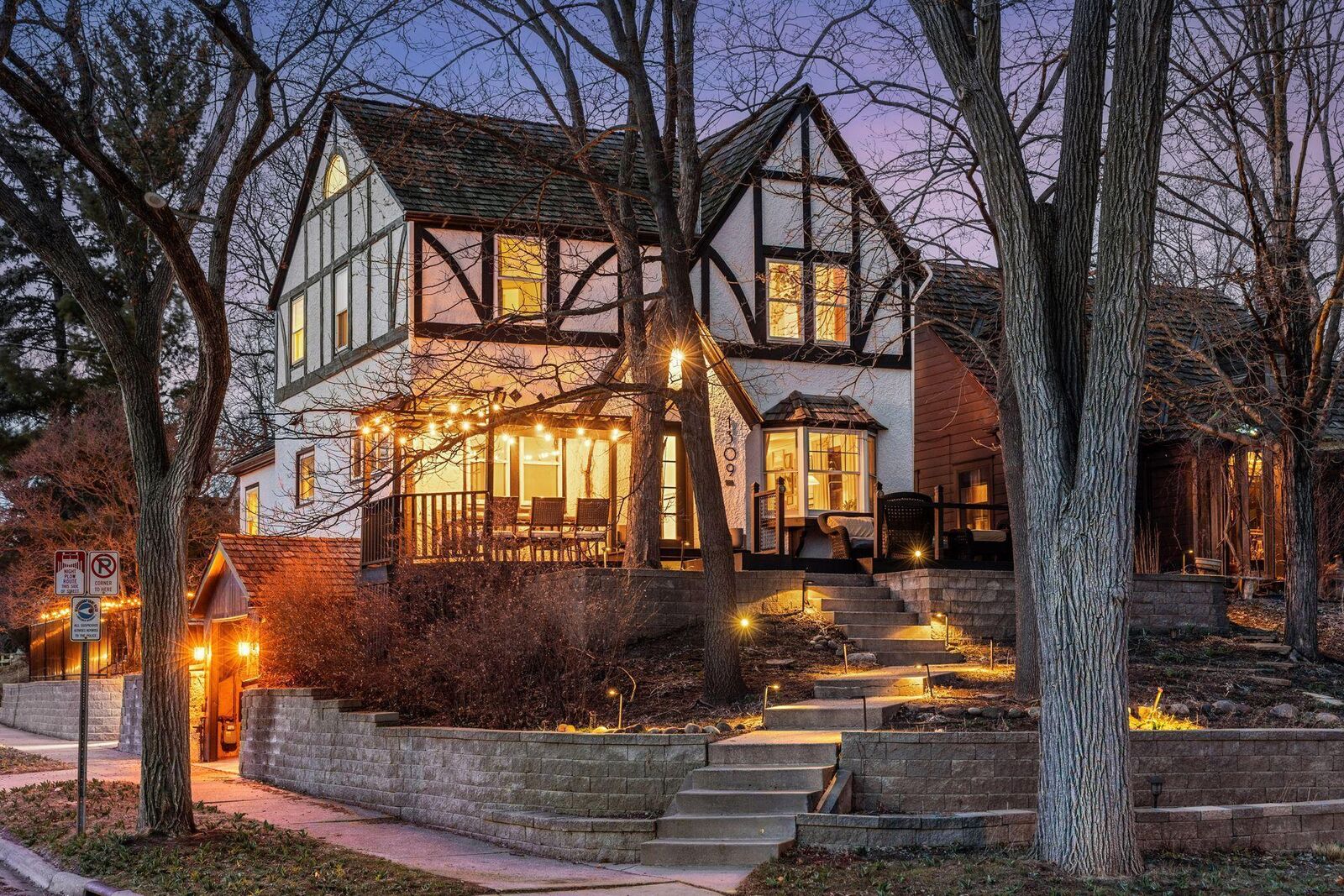 Property Photo:  1309 Arlington Avenue W  MN 55108 