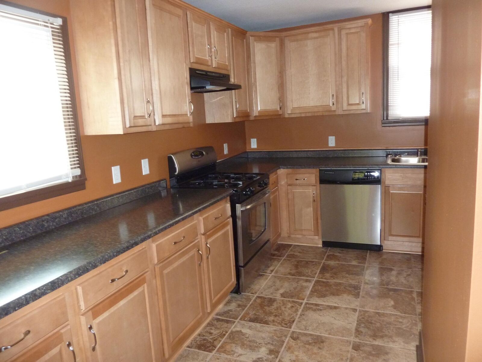 Property Photo: 1936-1938 Roblyn Avenue MN 55104