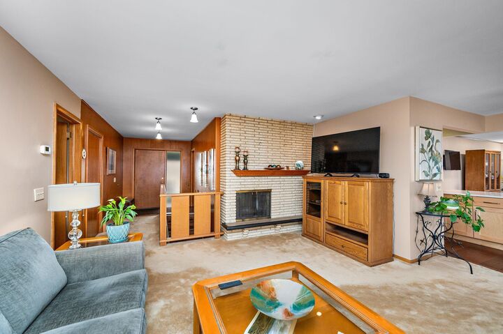 Property Photo:  1617 Utah Avenue S  MN 55426 