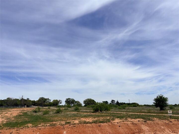 Property Photo:  182 Daggett Drive  TX 76234 