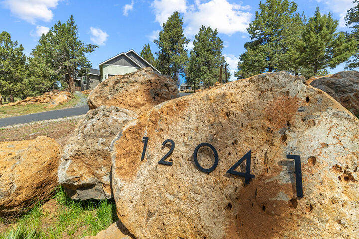 Property Photo:  12041 Turnstone Drive  OR 97601 