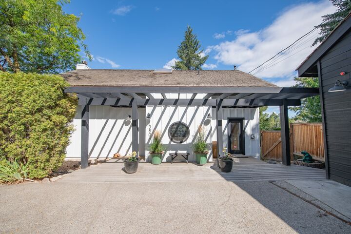 Property Photo: 13804 Ponderosa Way BC V1B 1A4