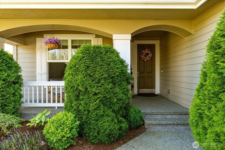 Property Photo:  4720  Parkview Lane  WA 98274 