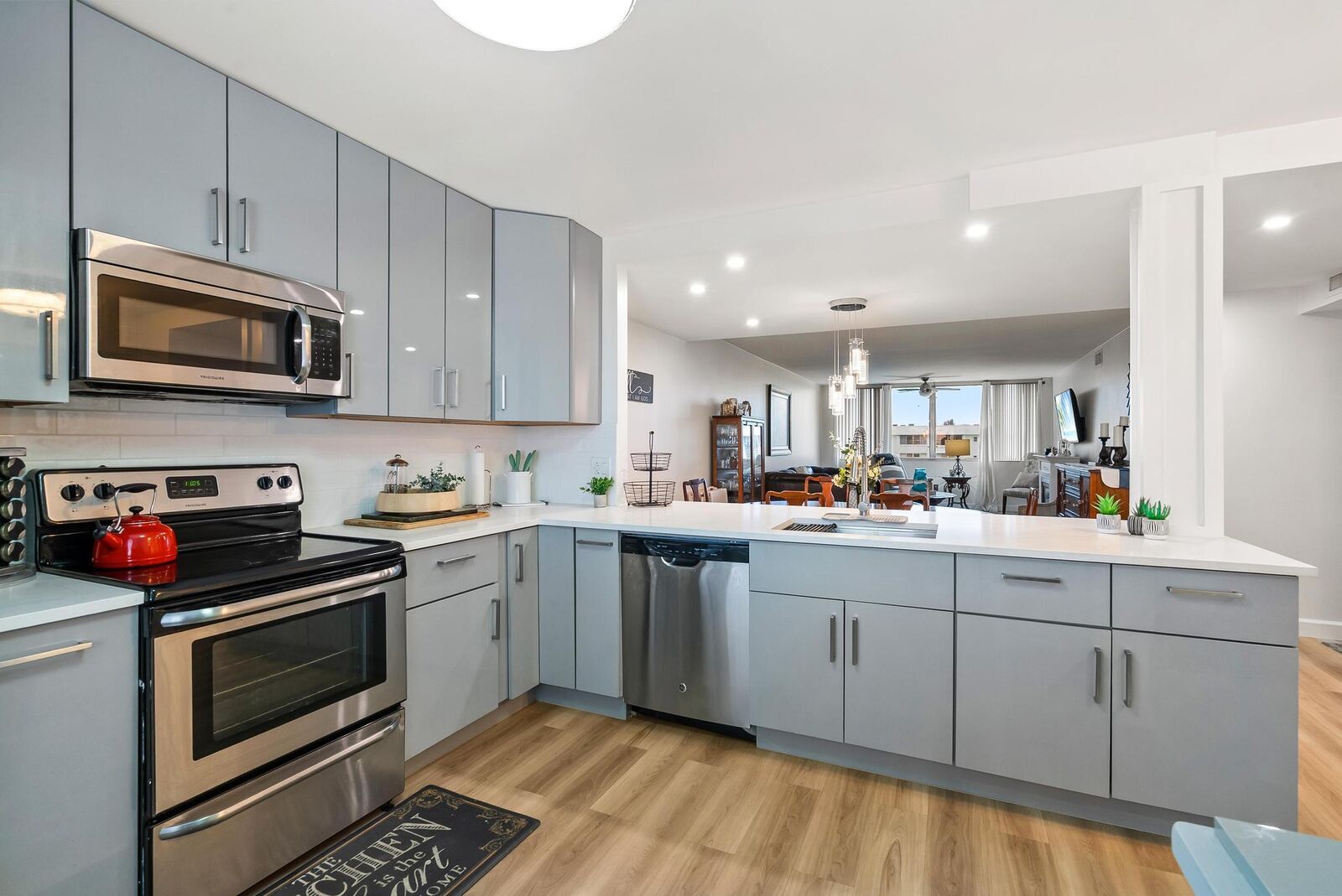 Property Photo:  6698 10th Avenue N 408  FL 33467 