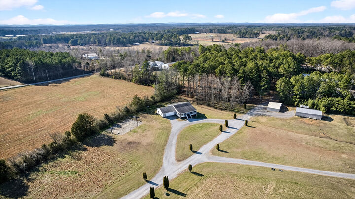 Property Photo:  229 Davis Lane  TN 37362 