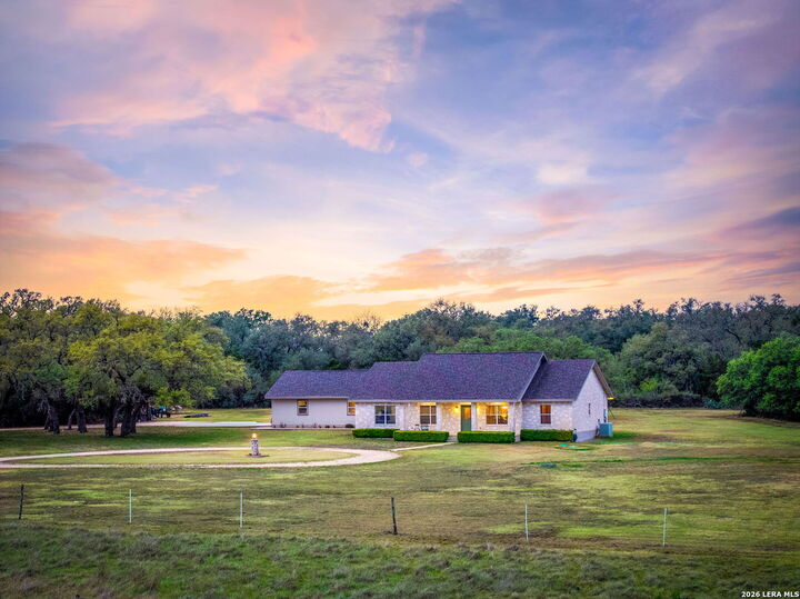 Property Photo: 155 Maverick TX 78132