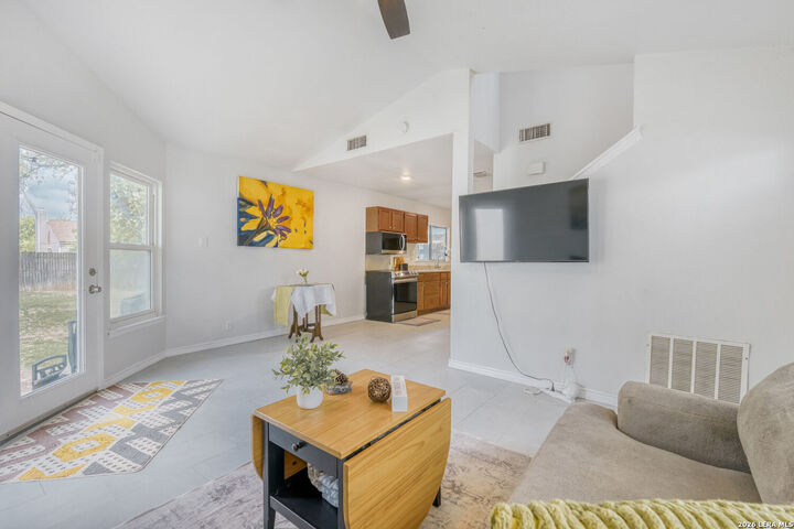 Property Photo:  6223 Valley Pawn  TX 78250 