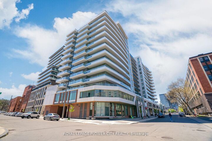 212 King William Street S 907 — photo 1