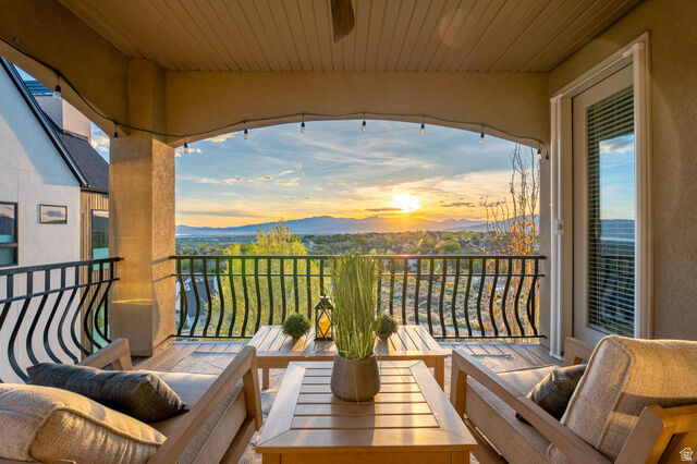 Property Photo:  10207 N Bayhill Dr  UT 84062 