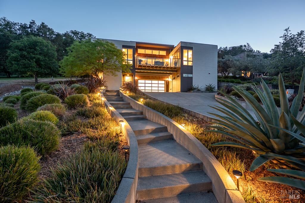 Property Photo:  280 Long Acres Place  CA 95448 