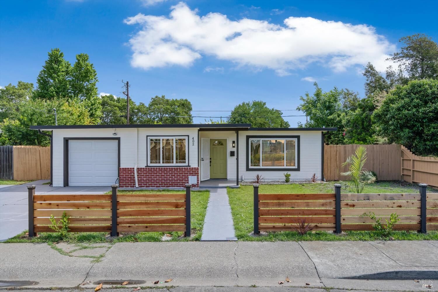 Property Photo: 402 Tregaskis Avenue CA 94591