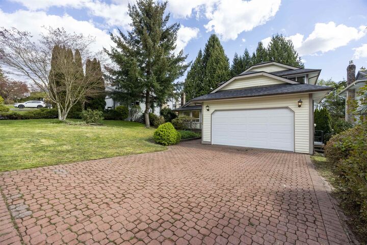 Property Photo: 2556 Trillium Place BC V3E 2G3
