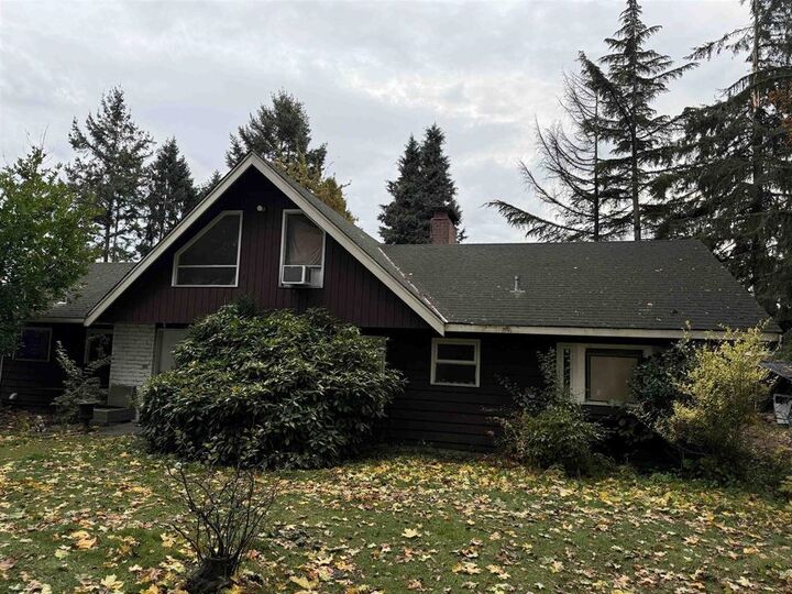 Property Photo: 12866 56 Avenue BC V3X 2Y9