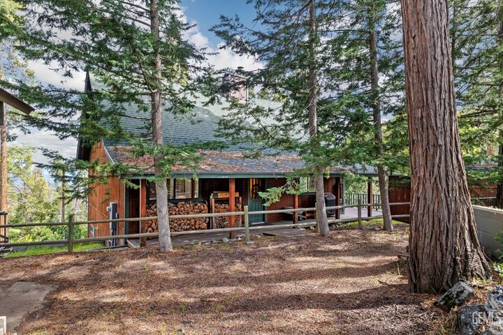 Property Photo:  45781 Sugarloaf Drive  CA 93260 