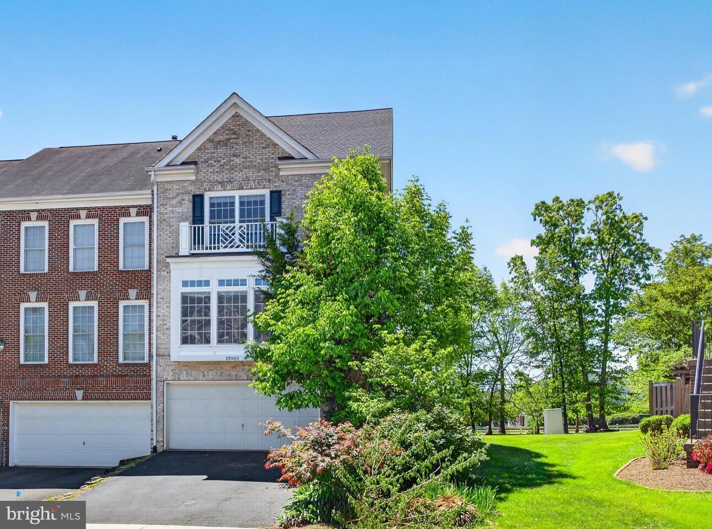 Property Photo:  18563 Sierra Springs Square  VA 20176 