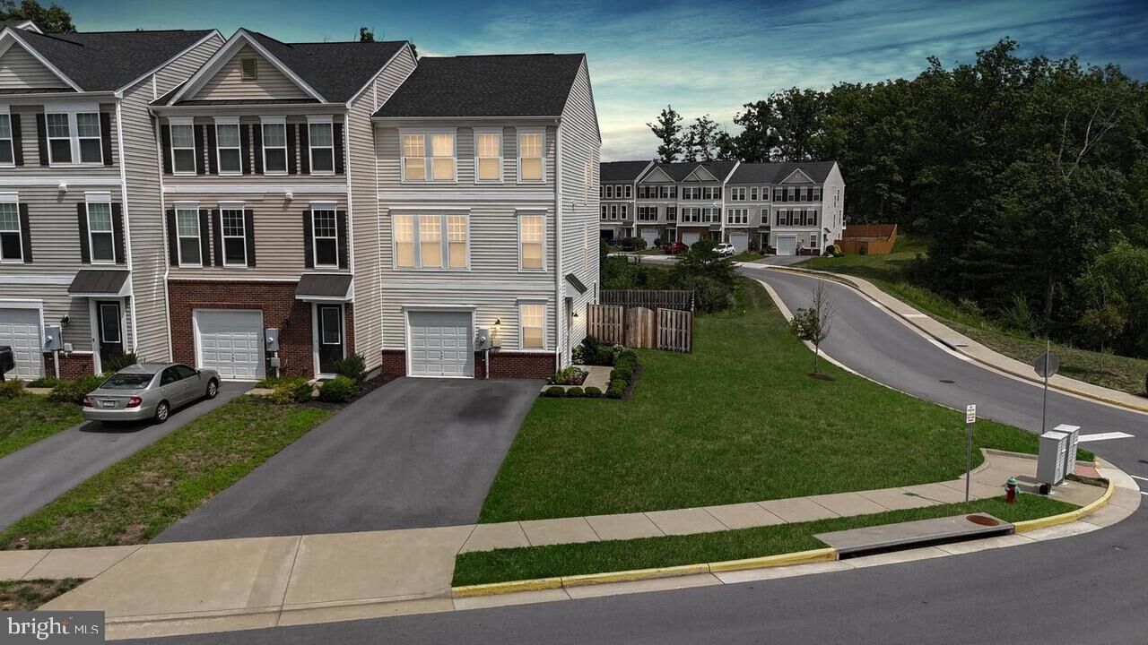 Property Photo: 121 Sequoia Drive VA 22602