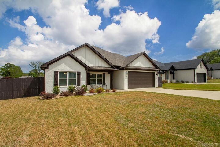 Property Photo:  1408 Woolridge Drive  AR 72019 