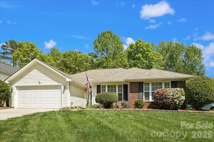 Property Photo:  2127 Candlelight Woods Drive  NC 28105 