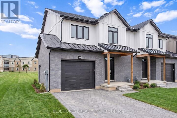 Property Photo:  247 McTavish Street  ON N7G 3K5 