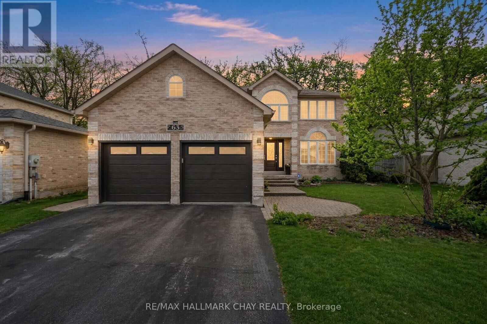 Property Photo:  63 Northview Crescent  ON L4N 9T5 