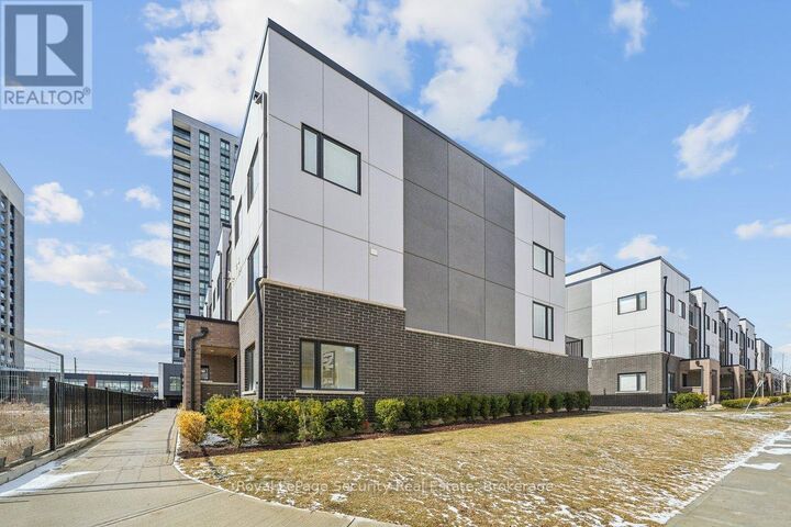 Property Photo:  348 Wheat Boom Drive South 24  ON L6H 3V6 