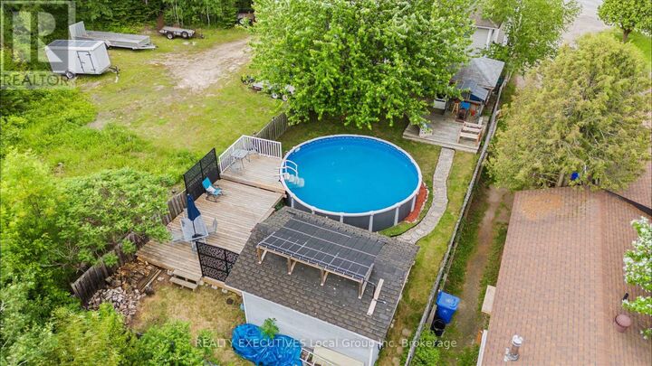Property Photo: 962 Lakeshore Drive ON P1A 2G9