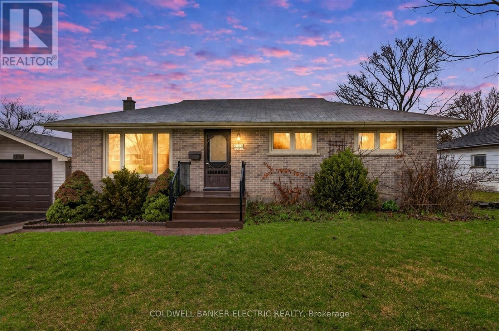 Property Photo:  250 Collison Crescent  ON K9J 1A8 