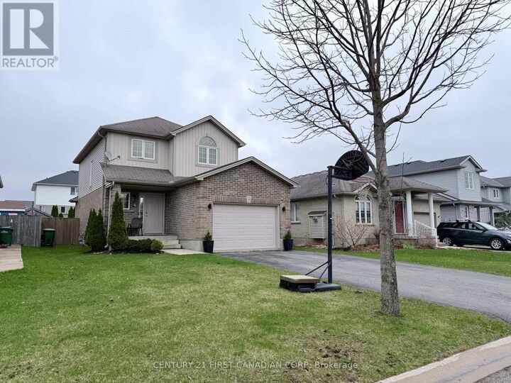 Property Photo: 9 Barrett Crescent ON N5R 6M1