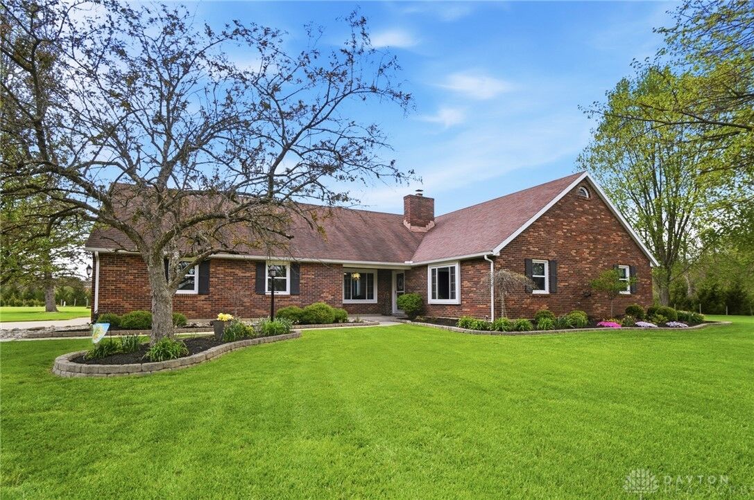 Property Photo:  2473 Bryan Court  OH 45385 