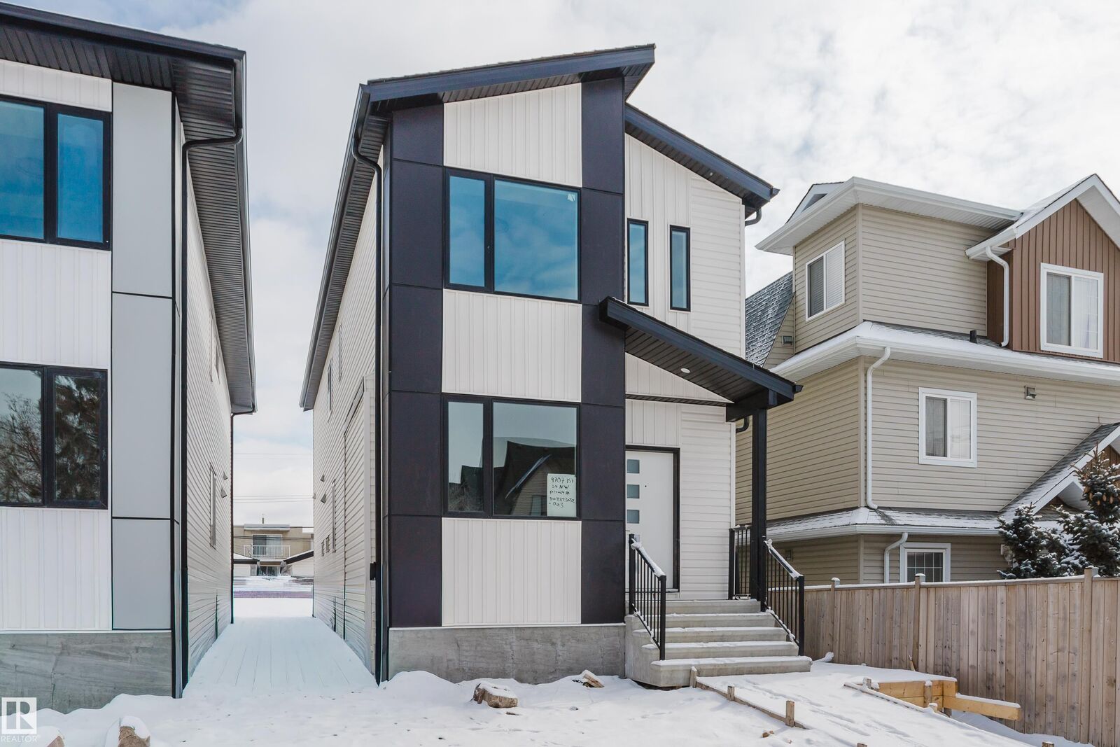 Property Photo:  9707 157 St NW NW  AB T5P 2T4 