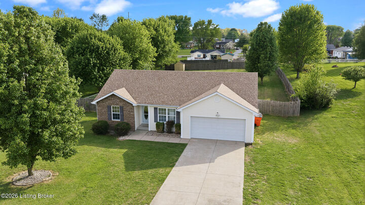 Property Photo: 417 Kaylyn Dr KY 42701