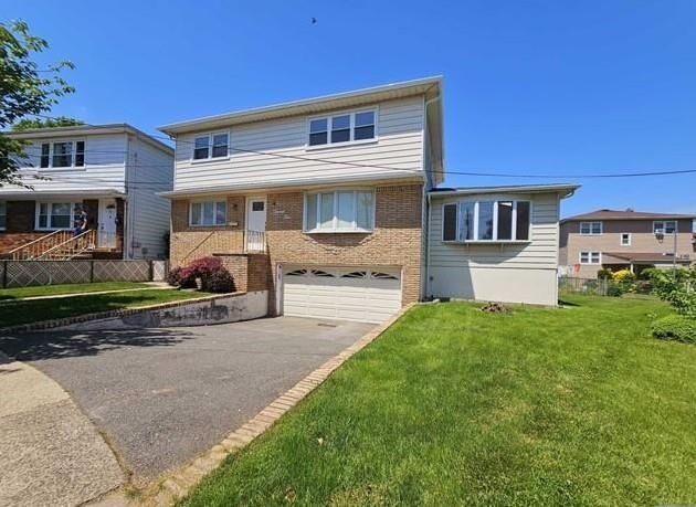 Property Photo:  22 Kennedy Ct #2  NJ 07071 