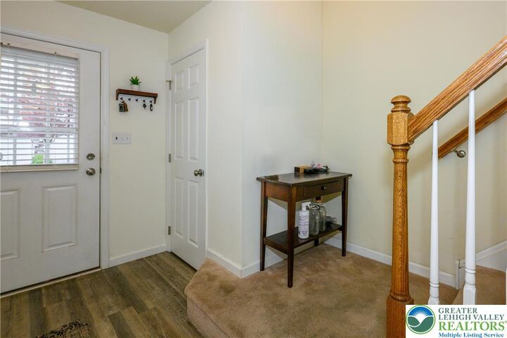 Property Photo:  2254 Rising Hill Road  PA 18052 