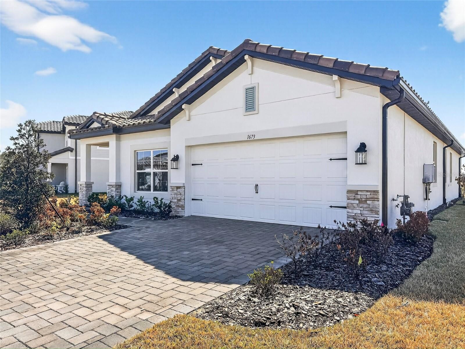 Property Photo:  1673 Suttonset Trail  FL 33541 