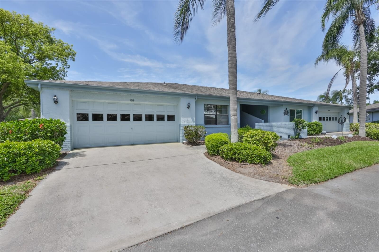 Property Photo:  1618 Leland Drive  FL 33573 