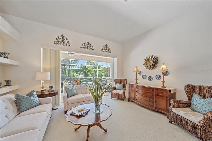 Property Photo:  7220 Southgate Court  FL 34243 