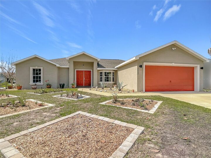 Property Photo:  2249 Country Manor Street  FL 33830 