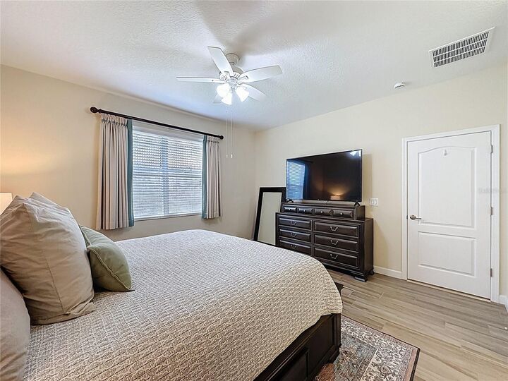 Property Photo:  5307 Cortland Drive  FL 33837 