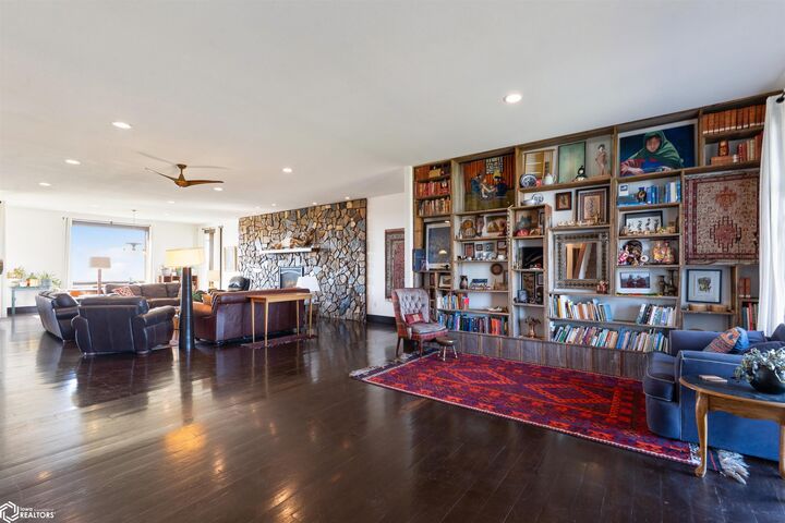 Property Photo:  434 Highway 6  IA 50112 