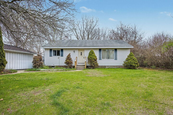 Property Photo:  5223 S Boulder Street  MI 49201 