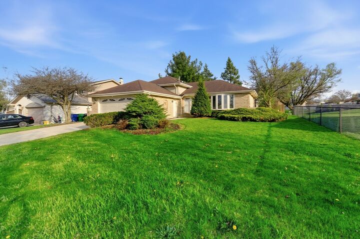 Property Photo:  14433 Mallard Drive  IL 60491 