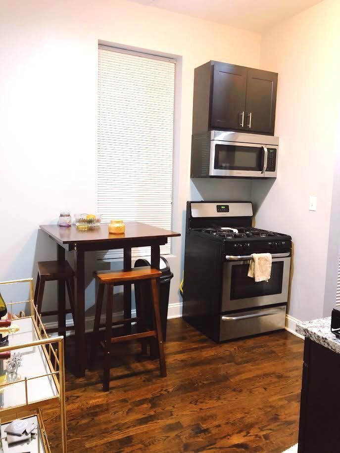 Property Photo:  1718 W Pierce Avenue Gf  IL 60622 