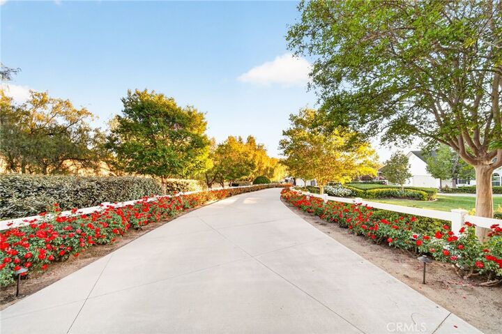 Property Photo:  41515 Via Del Monte  CA 92592 