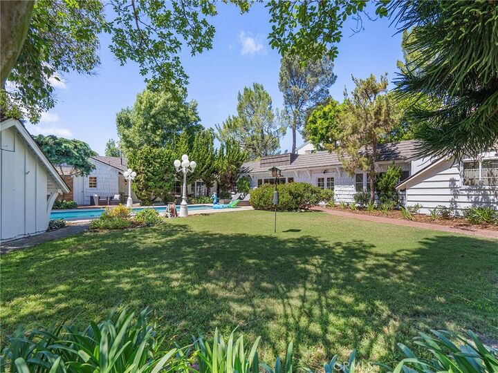 Property Photo:  19 Strawberry Lane  CA 90274 