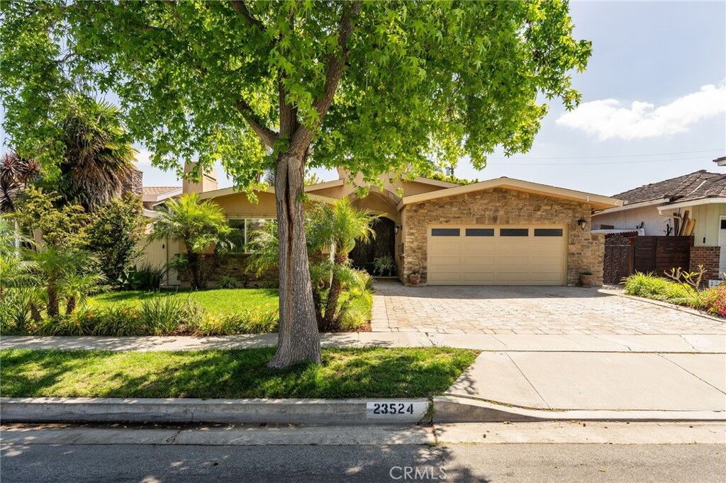 Property Photo:  23524 Kathryn Avenue  CA 90505 