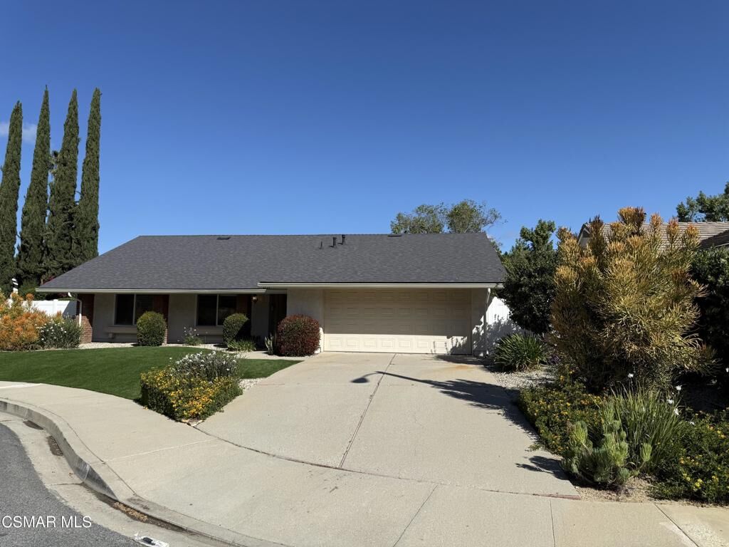 Property Photo:  2737 Sierra Drive  CA 91362 