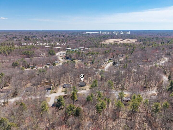 Property Photo:  30 Running Brook Drive  ME 04073 