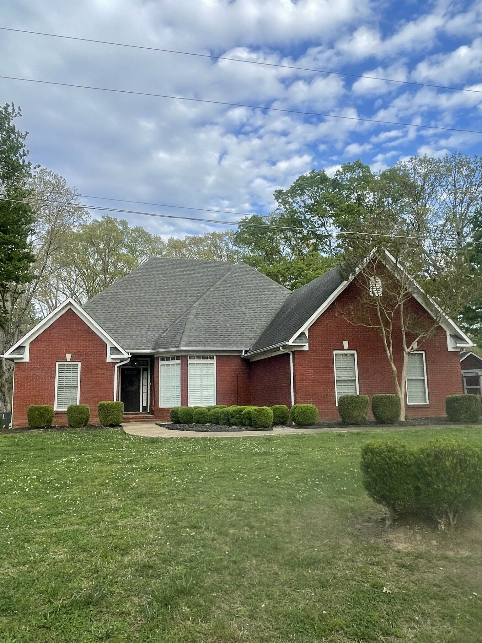 Property Photo: 920 Hillcrest St TN 38464