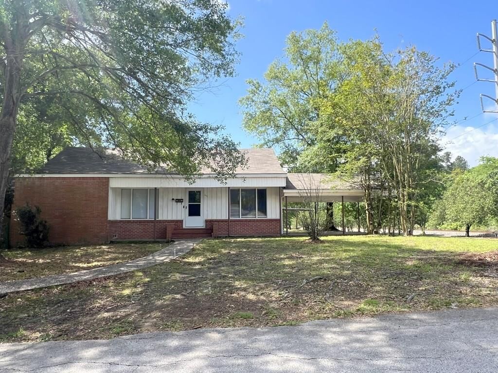 Property Photo:  611 Park Lane  TX 75904 