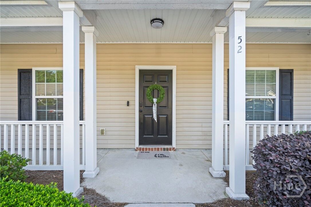 Property Photo:  52 Falkland Avenue  GA 31407 